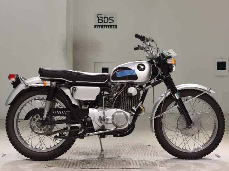 Honda CL72