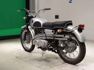 Honda CL72