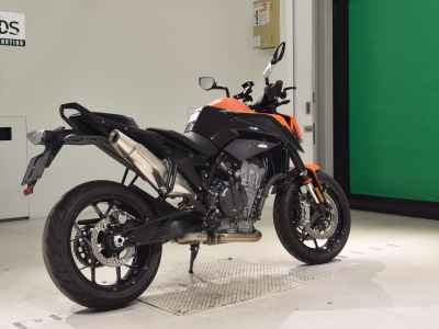 KTM 890 Duke 2023