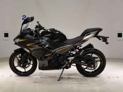 Kawasaki Ninja 400 2022