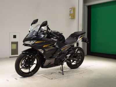 Kawasaki Ninja 400 2022