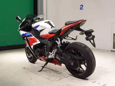 Honda CBR1000RR 2016