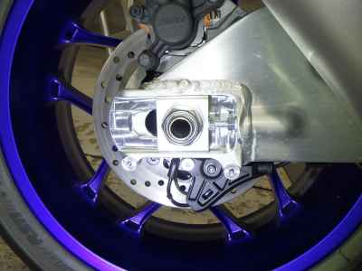 Yamaha YZF-R1M 2025