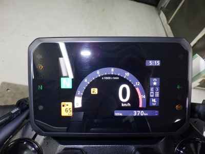 Honda CB650R E-Clutch 2025