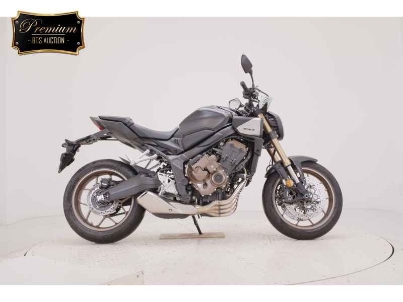 Honda CB650R E-Clutch 2025