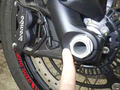 Moto Guzzi V85TT 2019