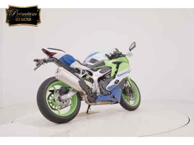 Kawasaki Ninja ZX-4RR 2023