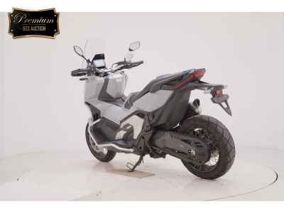 Honda X-Adv 750 2024