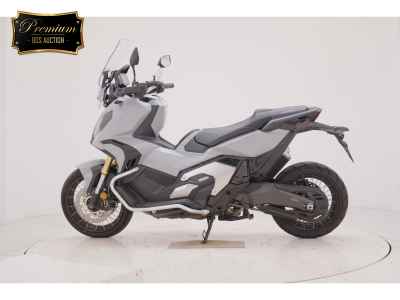 Honda X-Adv 750 2024