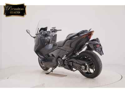 Yamaha TMAX 560 2023
