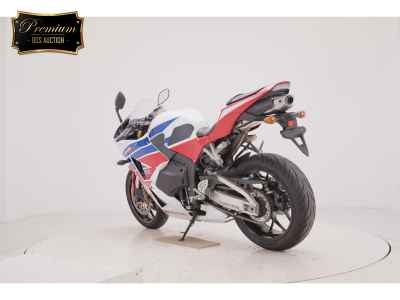 Honda CBR600RR 2015