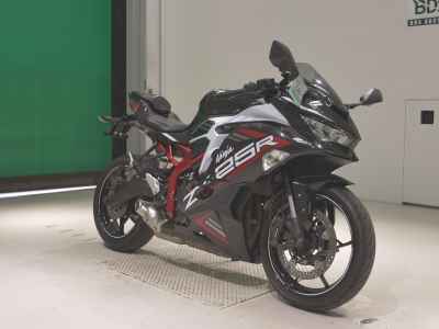 Kawasaki Ninja ZX-25R 2021