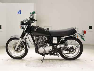 Yamaha SR400 2020