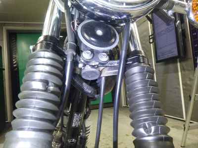 Yamaha SR400 2020