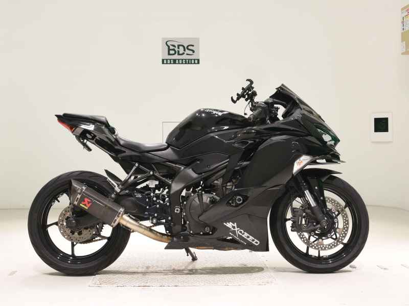 Kawasaki Ninja ZX-25R 2021
