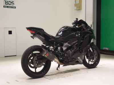 Kawasaki Ninja ZX-25R 2021