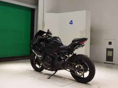Kawasaki Ninja ZX-25R 2021