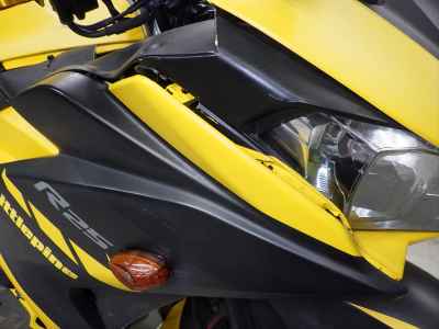 Yamaha YZF-R25 2015