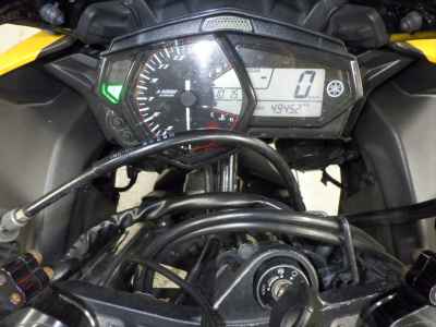 Yamaha YZF-R25 2015