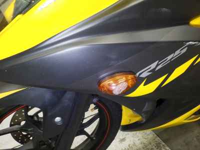 Yamaha YZF-R25 2015