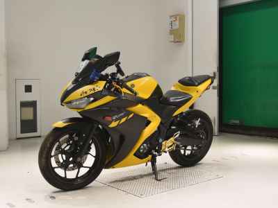 Yamaha YZF-R25 2015