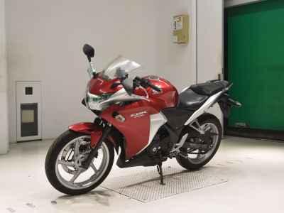 Honda CBR250R 2011