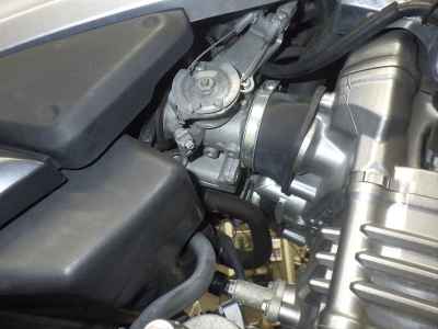 Suzuki GSR250