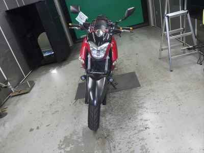 Suzuki GSR250