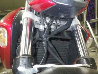 Suzuki GSR250