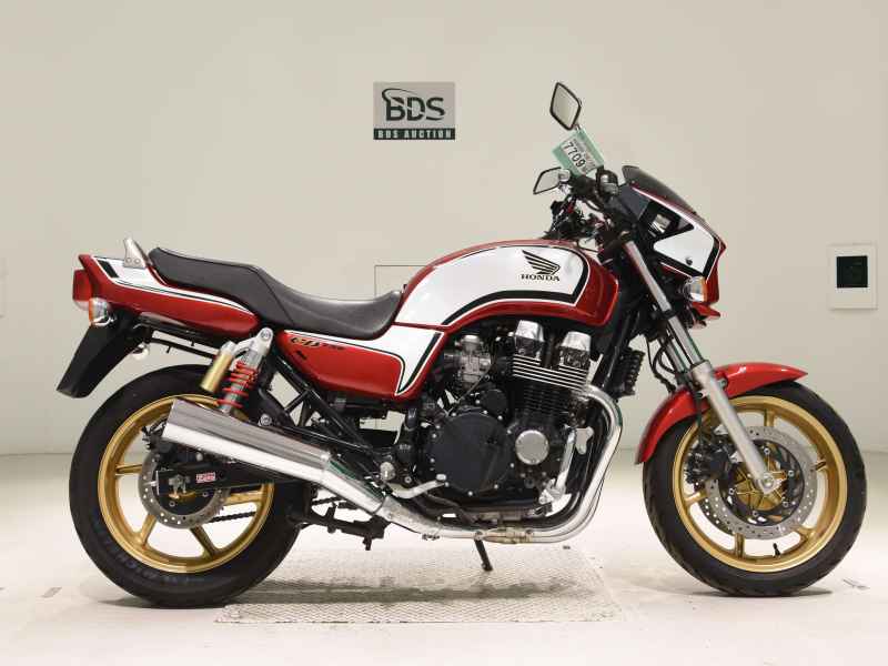Honda CB750SF 2008