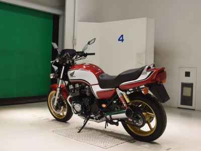 Honda CB750SF 2008