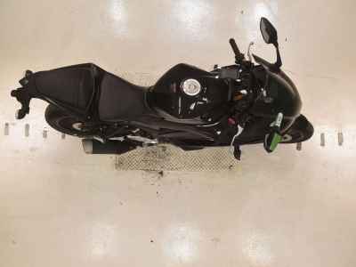Yamaha YZF-R25 2021