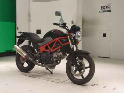 Honda VTR250 2011