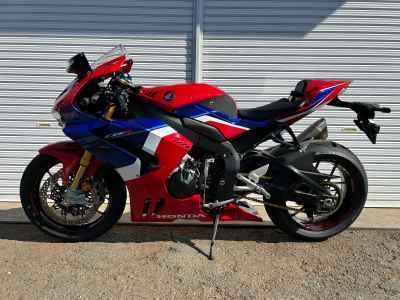 Honda CBR1000RR-R FB SP 2020