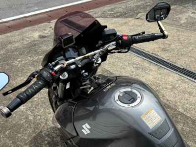 Suzuki GSR400 2010
