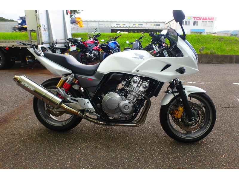 Honda CB400 Super Boldor 2009