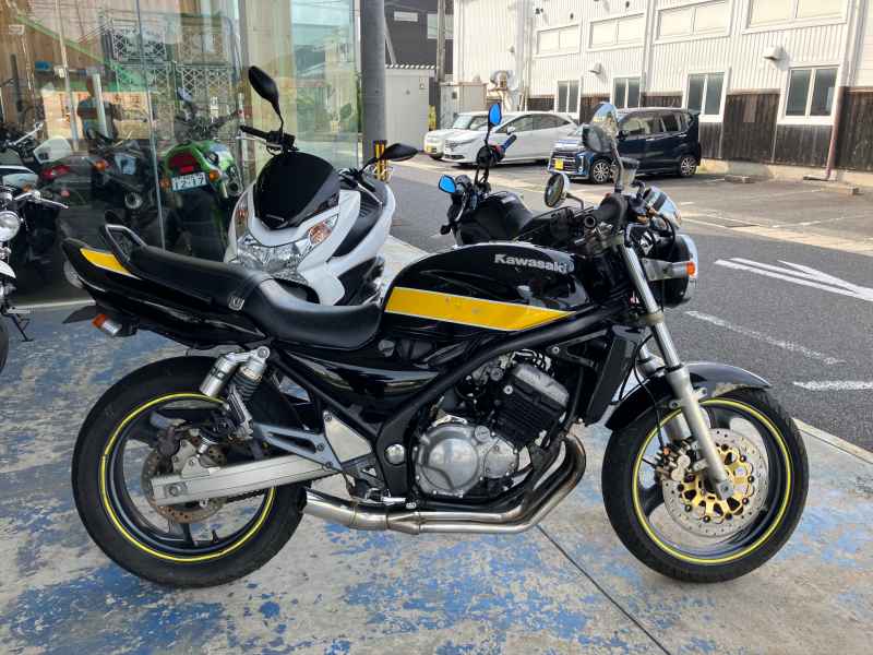 Kawasaki Balius ZR250