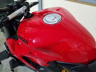 Ducati Streetfighter V2 2022