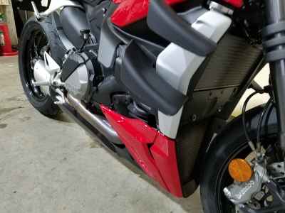 Ducati Streetfighter V2 2022