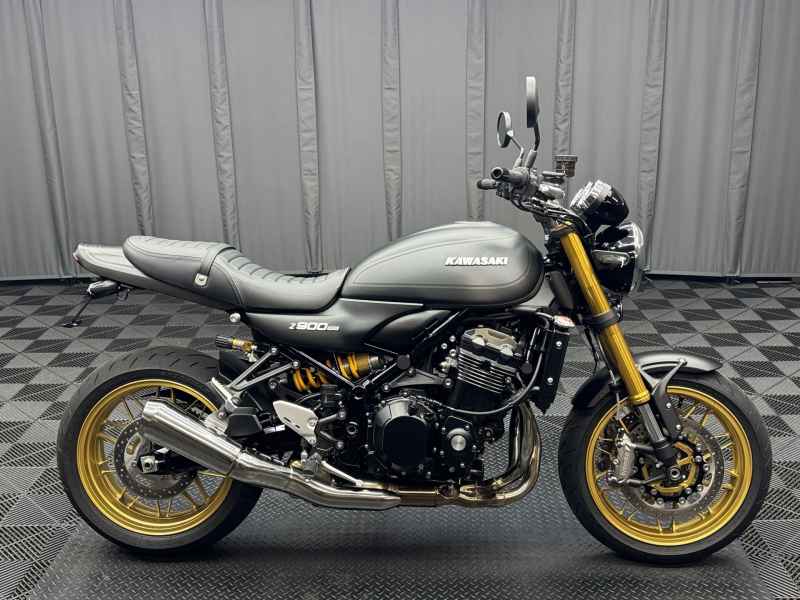 Kawasaki Z900RS SE 2024