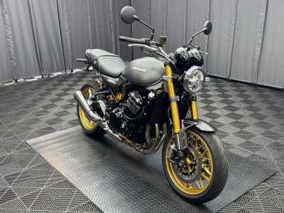 Kawasaki Z900RS SE 2024