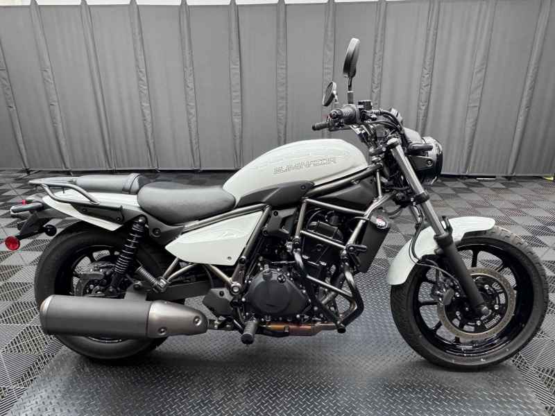 Kawasaki Eliminator 400 2023