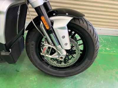 Triumph Rocket 3 R 2021