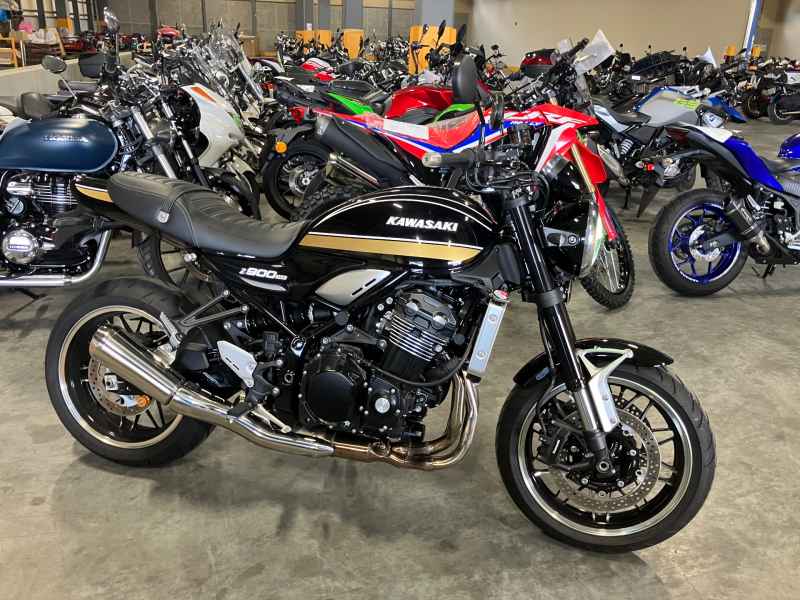 Kawasaki Z900RS 2022