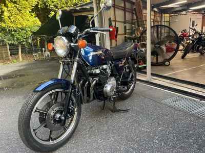 Kawasaki Z400J 2025
