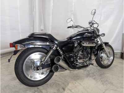 Honda V- Twin Magna