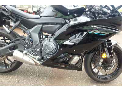Yamaha YZF-R7 2022