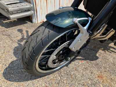 Kawasaki Z900RS 2024