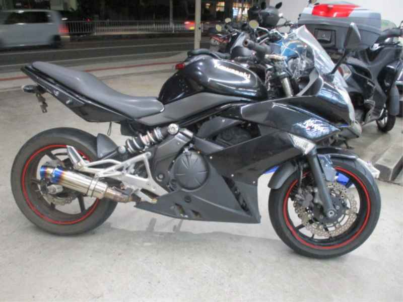 Kawasaki Ninja 400R 2010
