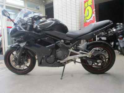 Kawasaki Ninja 400R 2010